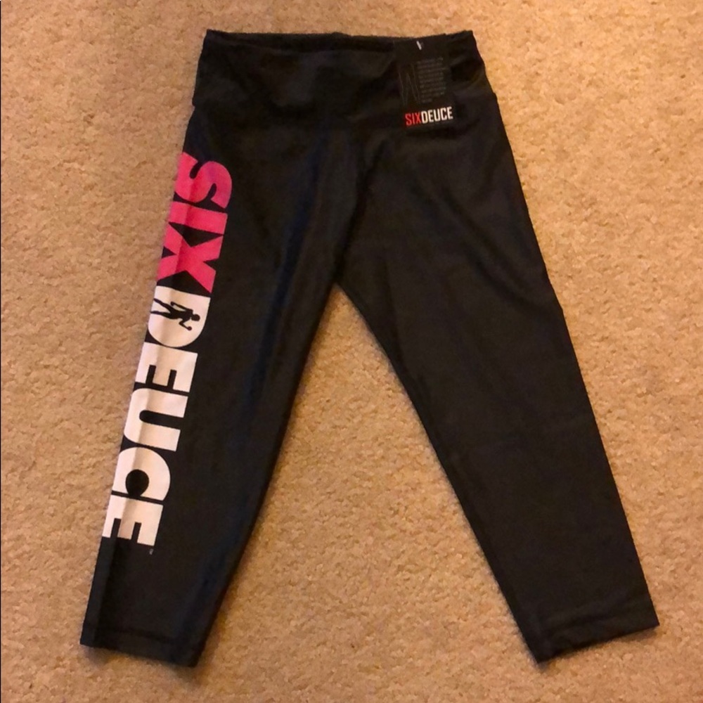 Brand new Six Deuce capri gym yoga leggings, S